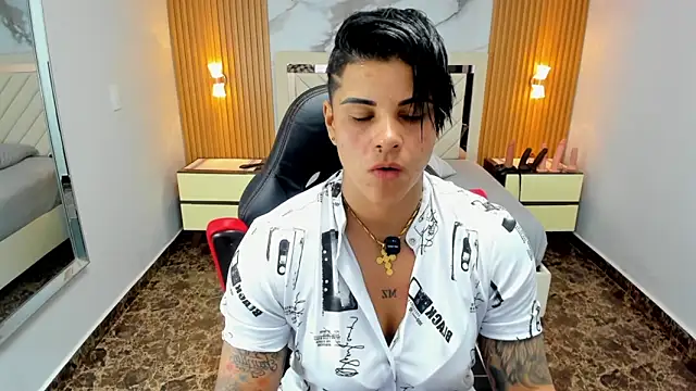 KAROLLJONES1 online show from 8, 5, 2026