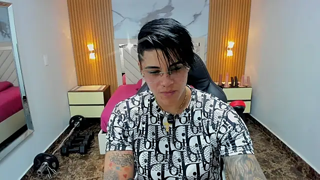KAROLLJONES1 online show from 11, 5, 2026