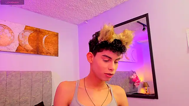 Room 69x online show from 26, 9, 2025