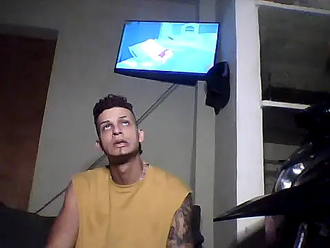 Snapshot of crisrummer chatting on 11, 9, 2025 crisrummer online show from 11, 9, 2025