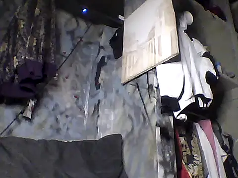 Snapshot of crisrummer chatting on 13, 10, 2025 crisrummer online show from 13, 10, 2025