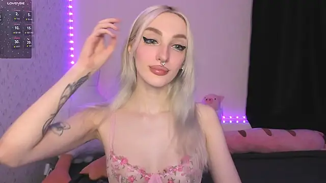 succubantra online show from 15, 1, 2026