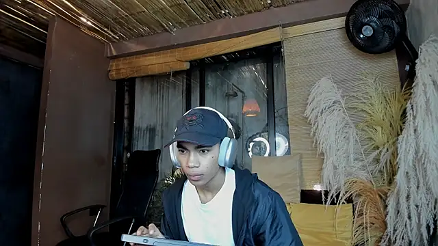 AlanCutee online show from 16, 12, 2025