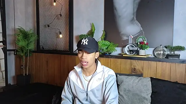 AlanCutee online show from 12, 5, 2026