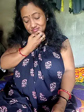 Cute-Swewty online show from 16, 9, 2025