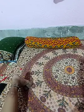 Cute-Swewty online show from 5, 10, 2025