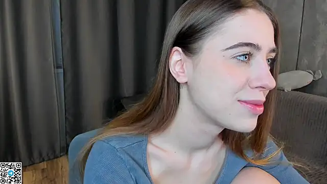 Snapshot of teasememore chatting on 1, 12, 2025 teasememore online show from 1, 12, 2025