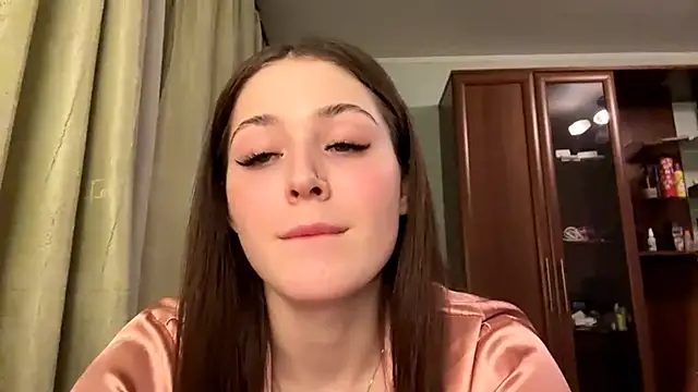 Snapshot of Adel_strongwoman chatting on 3, 4, 2026 Adel strongwoman online show from 3, 4, 2026