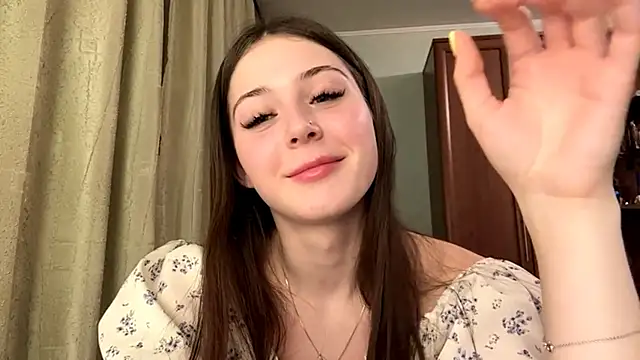 Snapshot of Adel_strongwoman chatting on 9, 4, 2026 Adel strongwoman online show from 9, 4, 2026