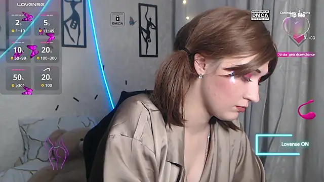 sweetest-cherry online show from 4, 10, 2025