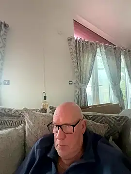 Snapshot of philefc chatting on 15, 1, 2026 philefc online show from 15, 1, 2026