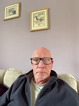 Snapshot of philefc chatting on 2, 2, 2026 philefc online show from 2, 2, 2026