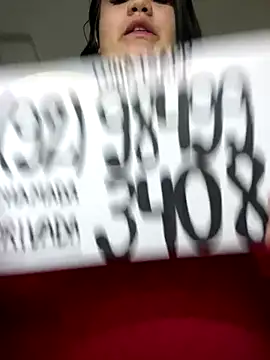 Snapshot of polly92 chatting on 3, 10, 2025 polly92 online show from 3, 10, 2025