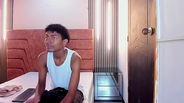 FYKMOR 1 online show from 24, 9, 2025