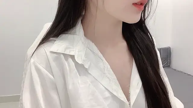    Lily    online show from 25, 4, 2026