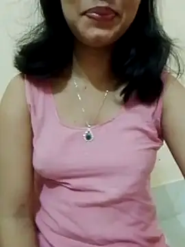 Sweet Bindika07 online show from 27, 10, 2025