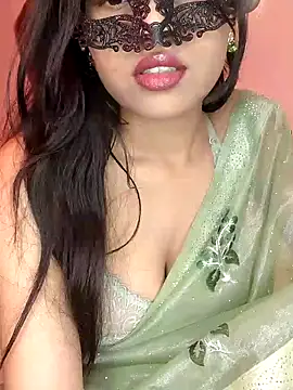 KARISHMA-STRIP online show from 4, 11, 2025