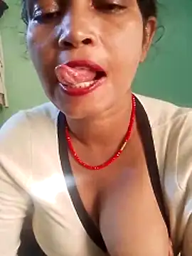 Snapshot of Chandrakanta-Devi chatting on 31, 10, 2025 Chandrakanta-Devi online show from 31, 10, 2025
