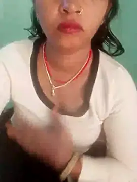 Snapshot of Chandrakanta-Devi chatting on 5, 11, 2025 Chandrakanta-Devi online show from 5, 11, 2025