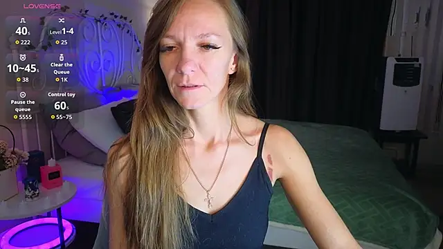 Snapshot of Jesica_mooon chatting on 15, 11, 2025 Jesica mooon online show from 15, 11, 2025