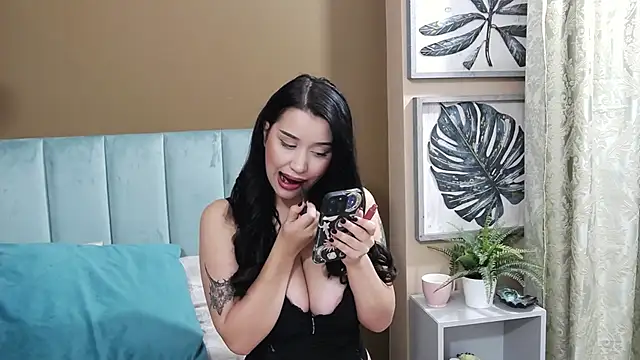 SophieSkyess online show from 14, 10, 2025