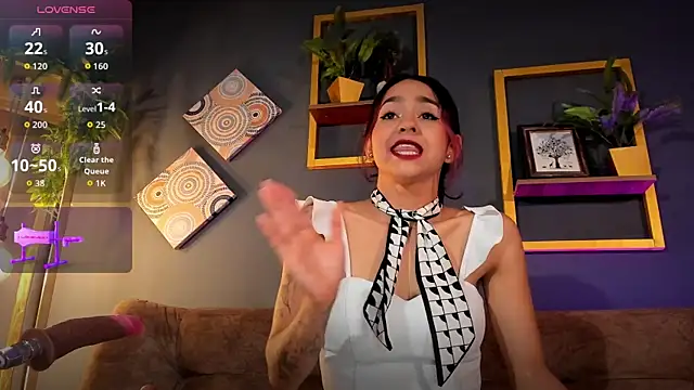 Snapshot of RACHELRUIZ chatting on 2, 11, 2025 RACHELRUIZ online show from 2, 11, 2025