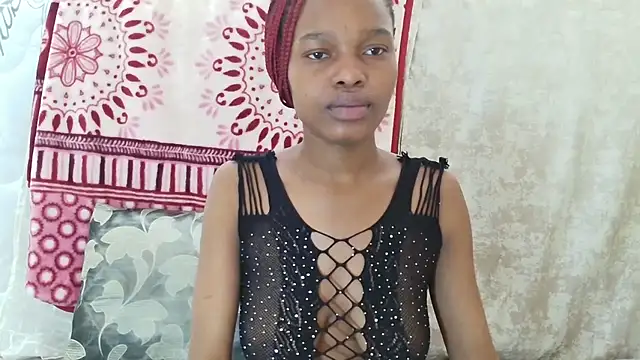 SexyBitchx01 online show from 14, 9, 2025