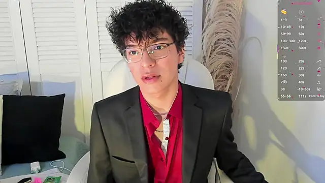 miilo wolf online show from 19, 9, 2025