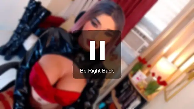 Snapshot of KYLINE_WIILLS chatting on 5, 3, 2026 KYLINE WIILLS online show from 5, 3, 2026