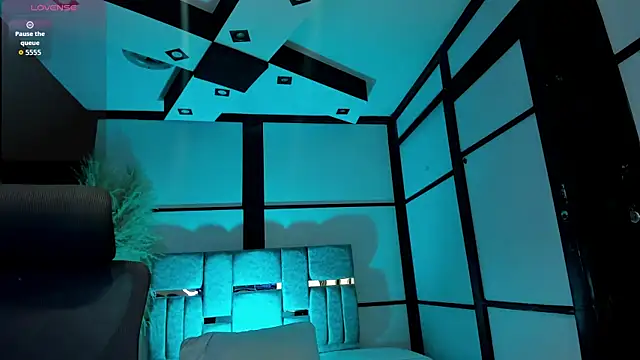 SamaraAnders  online show from 2, 5, 2026