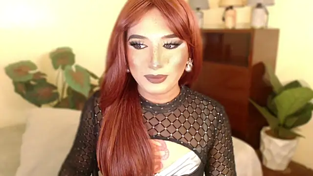 Snapshot of mslilly_croft chatting on 16, 10, 2025 mslilly croft online show from 16, 10, 2025