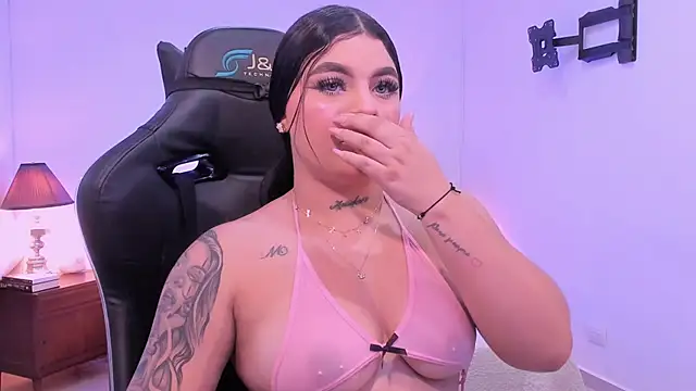 Snapshot of melody_blossom_ chatting on 1, 12, 2025 melody blossom online show from 1, 12, 2025