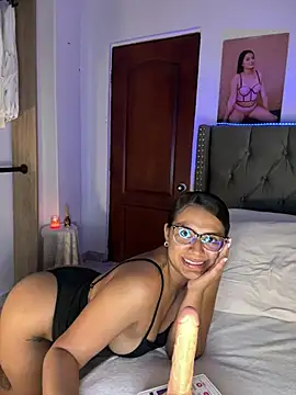 ema zoe online show from 9, 6, 2026