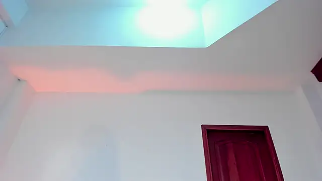 SerenaAveline online show from 11, 10, 2025