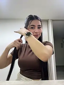 EmelyParker online show from 4, 4, 2026