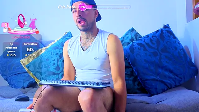 Snapshot of tomas_smith1 chatting on 24, 10, 2025 tomas smith1 online show from 24, 10, 2025