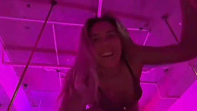 louiseberkeley online show from 15, 1, 2026