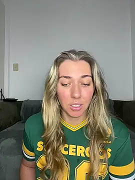 Snapshot of louiseberkeley chatting on 10, 7, 2026 louiseberkeley online show from 10, 7, 2026