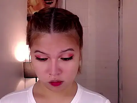 adorabletsforyouxx online show from 8, 9, 2025