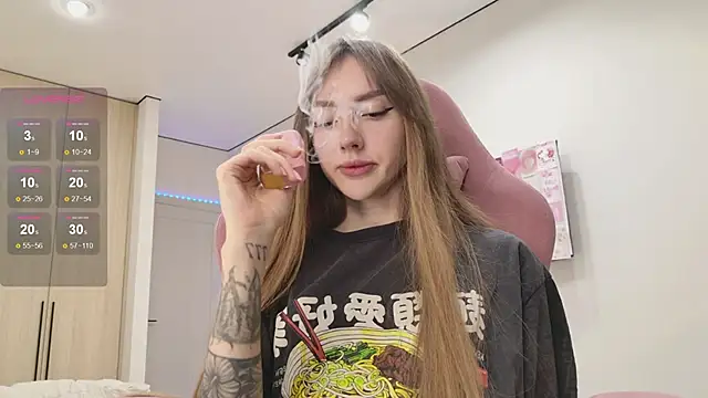 Lunainnk online show from 22, 9, 2025