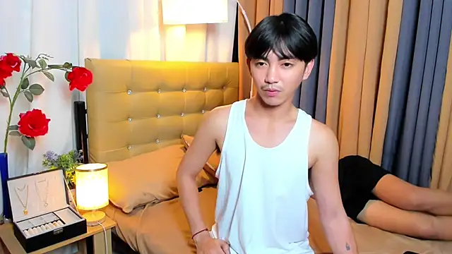 Snapshot of urhotasianboy chatting on 9, 11, 2025 urhotasianboy online show from 9, 11, 2025