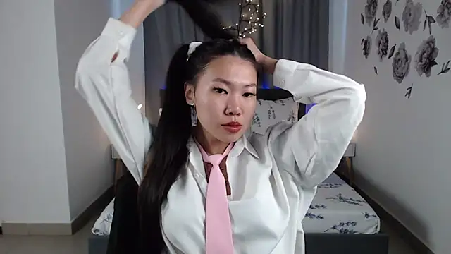 LunaPurrr online show from 13, 9, 2025