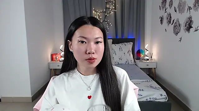 LunaPurrr online show from 14, 9, 2025