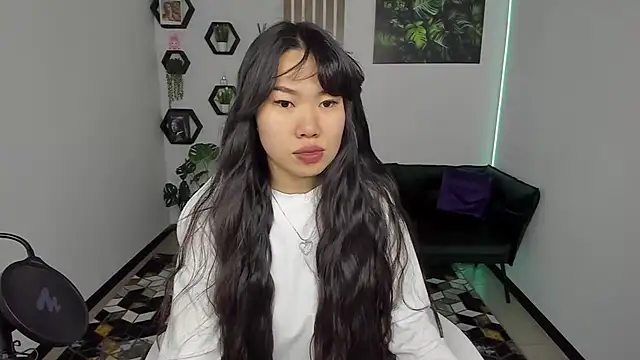 LunaPurrr online show from 11, 11, 2025