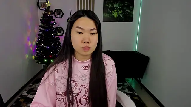 LunaPurrr online show from 22, 12, 2025