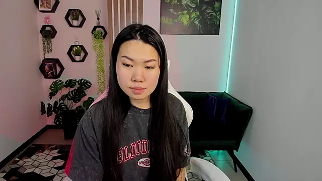 LunaPurrr online show from 16, 1, 2026