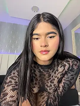 Snapshot of Mia-Medina chatting on 2, 7, 2026 Mia-Medina online show from 2, 7, 2026