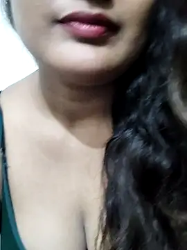 Snapshot of Cute_pinkii chatting on 22, 10, 2025 Cute pinkii online show from 22, 10, 2025