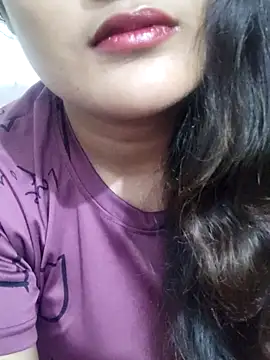 Snapshot of Cute_pinkii chatting on 13, 11, 2025 Cute pinkii online show from 13, 11, 2025