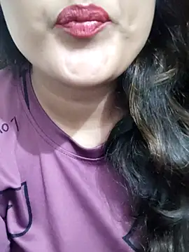 Snapshot of Cute_pinkii chatting on 2, 12, 2025 Cute pinkii online show from 2, 12, 2025